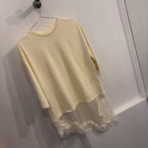 Vestido con satén